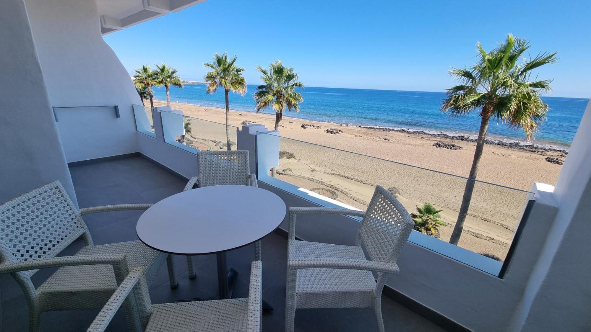 Costa Luz Beach Apartments Puerto del Carmen  Eksteriør billede